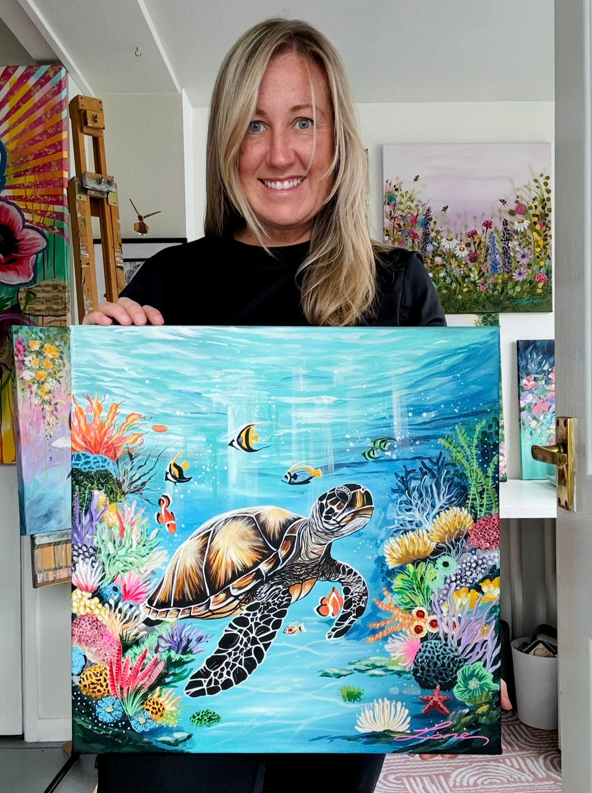 Paint a Sea Turtle. Acrylic painting class for beginners with Toni Lane.